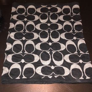 coach infinity scarf